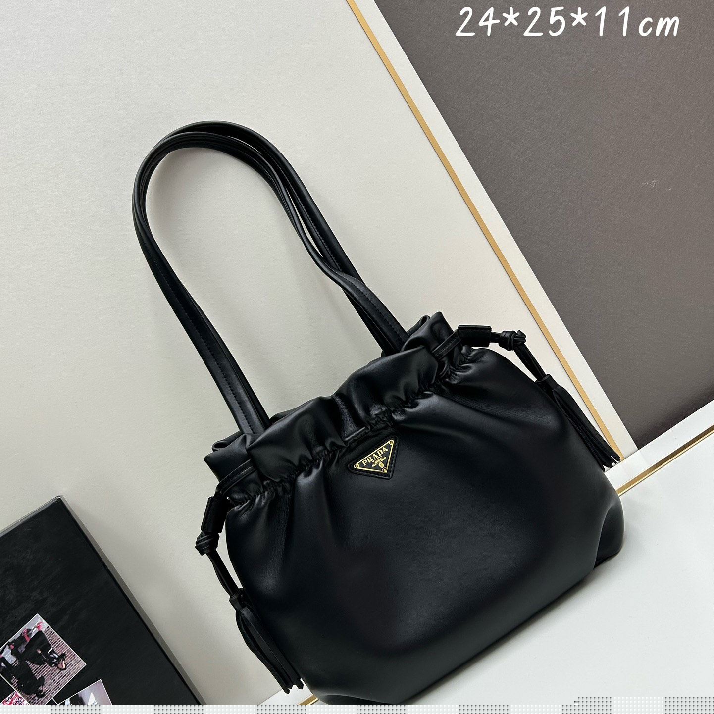 Pra*a top handle bags